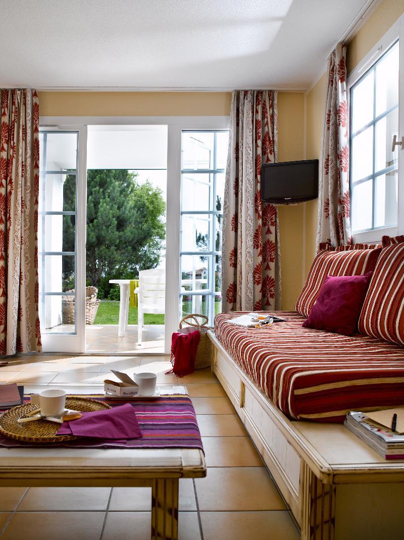 Residence Pierre & Vacances Le Domaine De Bordaberry Urrugne Bagian luar foto